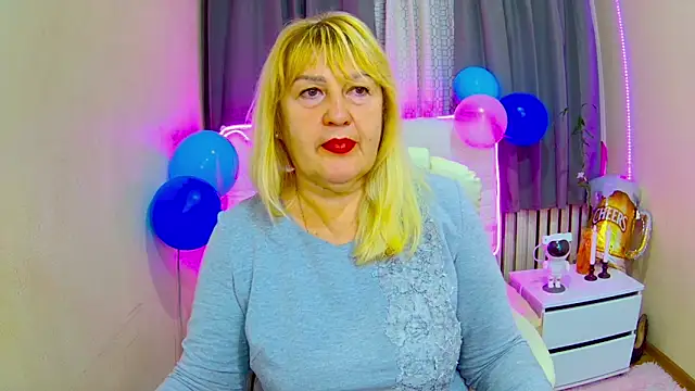 Snapshot of EmmaEllison chatting on September 20, 2025, 6:07 am EmmaEllison online show from September 20, 2025, 6:07 am