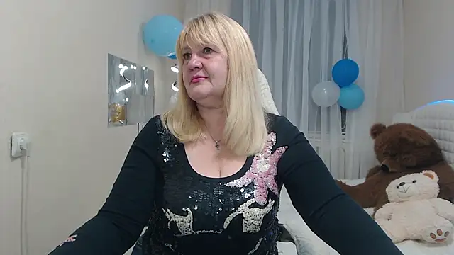 Snapshot of EmmaEllison chatting on September 27, 2025, 12:11 pm EmmaEllison online show from September 27, 2025, 12:11 pm