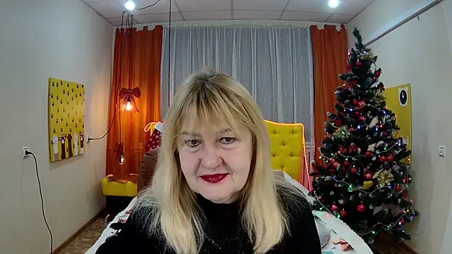 Snapshot of EmmaEllison chatting on November 30, 2025, 7:09 am EmmaEllison online show from November 30, 2025, 7:09 am