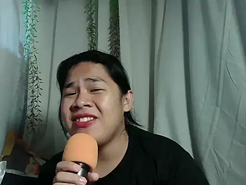 Huntrix2025 online show from March 9, 2026, 7:34 am