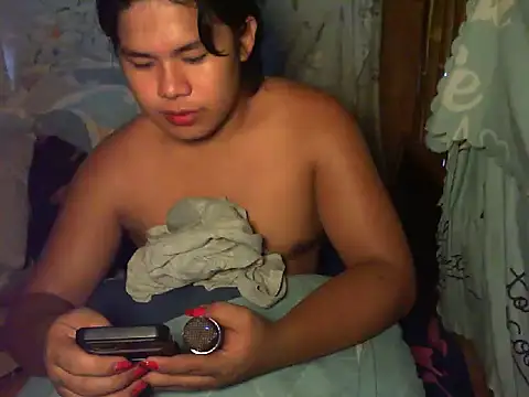 Snapshot of Huntrix2025 chatting on October 18, 2025, 5:42 am Huntrix2025 online show from October 18, 2025, 5:42 am