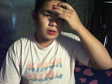 Huntrix2025 online show from November 3, 2025, 4:17 am