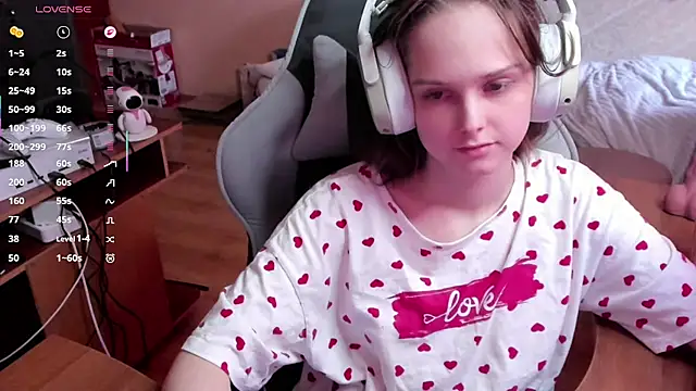 SharybbFace online show from April 13, 2026, 3:05 pm