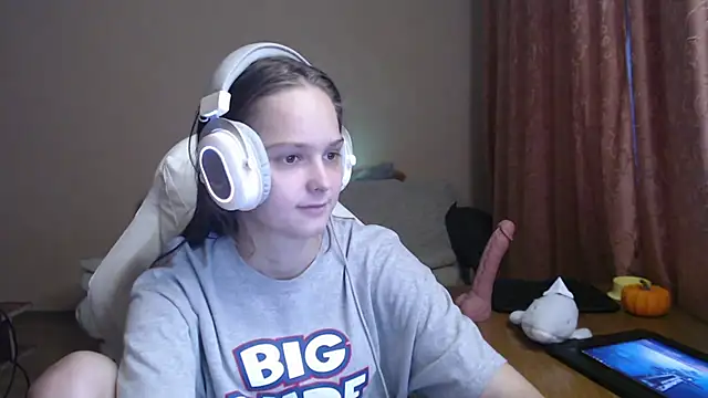 SharybbFace online show from October 2, 2025, 3:04 pm