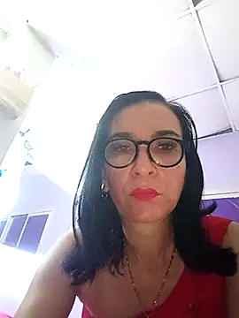 Snapshot of roxanamillf chatting on September 22, 2025, 1:06 pm roxanamillf online show from September 22, 2025, 1:06 pm