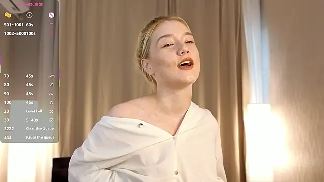 Snapshot of Flirty_lee chatting on October 2, 2025, 2:09 pm Flirty lee online show from October 2, 2025, 2:09 pm