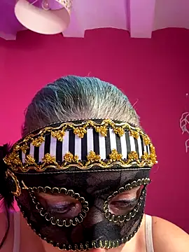 Snapshot of Rosabraguitas chatting on October 21, 2025, 8:08 pm Rosabraguitas online show from October 21, 2025, 8:08 pm