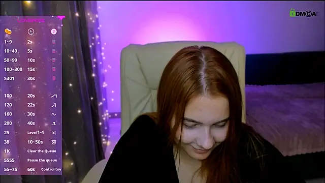 Snapshot of red__dizzy chatting on October 17, 2025, 10:22 pm red  dizzy online show from October 17, 2025, 10:22 pm