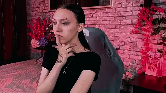 Snapshot of AdeliceLenoir chatting on September 17, 2025, 6:59 am AdeliceLenoir online show from September 17, 2025, 6:59 am