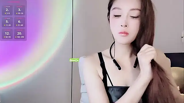 Snapshot of QiaoHui chatting on November 9, 2025, 8:35 pm QiaoHui online show from November 9, 2025, 8:35 pm