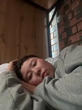 LAURA LLL online show from September 17, 2025, 12:07 pm