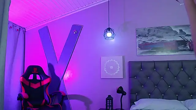 Sabriinaa Foxx online show from November 7, 2025, 3:05 pm