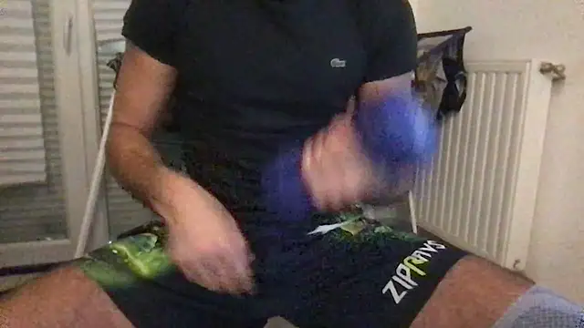 Snapshot of flambeur93 chatting on October 12, 2025, 2:51 pm flambeur93 online show from October 12, 2025, 2:51 pm