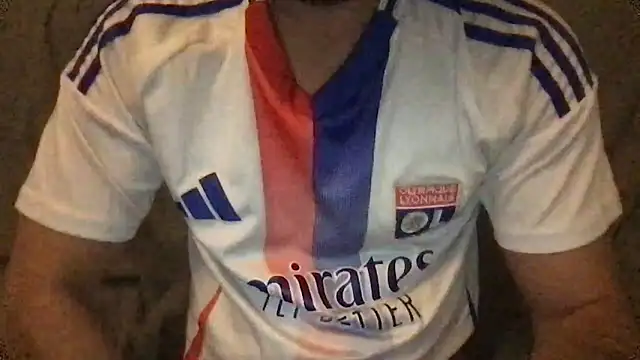 Snapshot of flambeur93 chatting on October 5, 2025, 2:13 am flambeur93 online show from October 5, 2025, 2:13 am