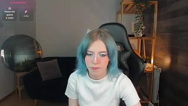 Snapshot of MorgyAsuna_ chatting on September 20, 2025, 1:27 pm MorgyAsuna  online show from September 20, 2025, 1:27 pm