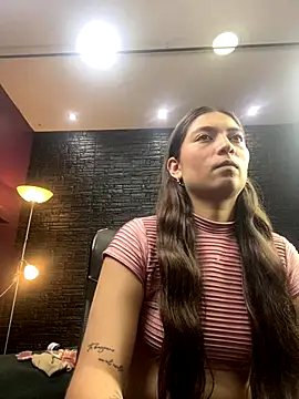 Lizzie Collin online show from September 27, 2025, 4:02 pm