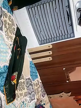 monarani5986 online show from February 15, 2026, 4:17 pm