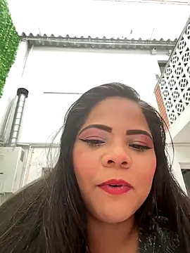 ROUSE SINCLAIR online show from September 18, 2025, 6:44 pm