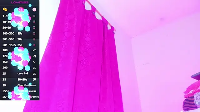 LUSKYANOVA online show from September 23, 2025, 6:42 am