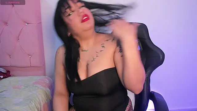 Snapshot of isabhel_thomson chatting on October 12, 2025, 10:22 pm isabhel thomson online show from October 12, 2025, 10:22 pm