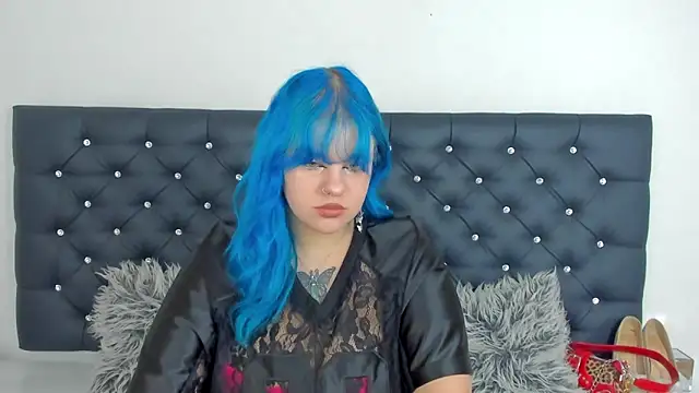 LunaWetPussy online show from December 15, 2025, 12:55 pm