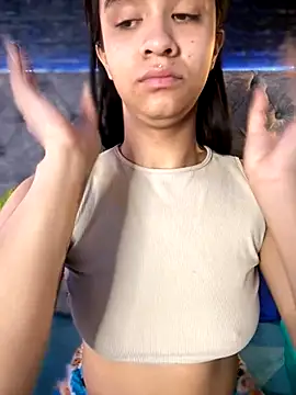 Snapshot of Isabella-Teen chatting on September 25, 2025, 2:17 am Isabella-Teen online show from September 25, 2025, 2:17 am