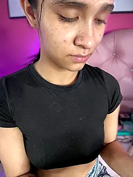 Snapshot of Isabella-Teen chatting on October 4, 2025, 2:46 am Isabella-Teen online show from October 4, 2025, 2:46 am