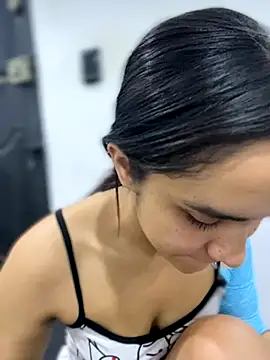 Snapshot of Isabella-Teen chatting on October 27, 2025, 12:55 am Isabella-Teen online show from October 27, 2025, 12:55 am