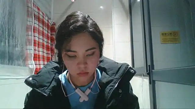 JennyCarpenter online show from December 15, 2025, 10:32 am