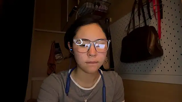 JennyCarpenter online show from May 12, 2026, 9:37 am