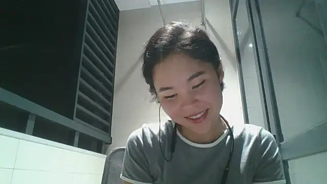 JennyCarpenter online show from October 15, 2025, 11:29 am