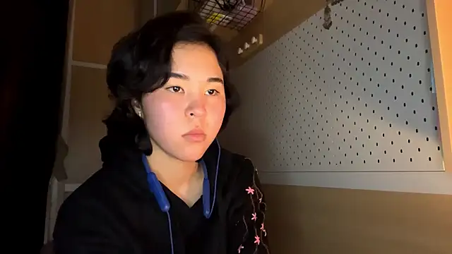 JennyCarpenter online show from March 11, 2026, 7:24 am