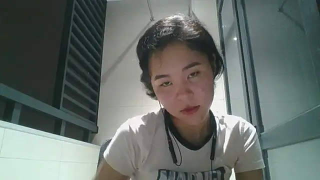 JennyCarpenter online show from October 16, 2025, 10:56 am