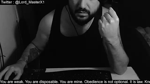 Snapshot of Lord_MasterX chatting on October 5, 2025, 2:13 am Lord MasterX online show from October 5, 2025, 2:13 am