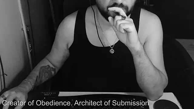 Snapshot of Lord_MasterX chatting on September 23, 2025, 7:48 am Lord MasterX online show from September 23, 2025, 7:48 am