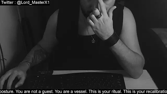 Snapshot of Lord_MasterX chatting on October 10, 2025, 3:07 am Lord MasterX online show from October 10, 2025, 3:07 am