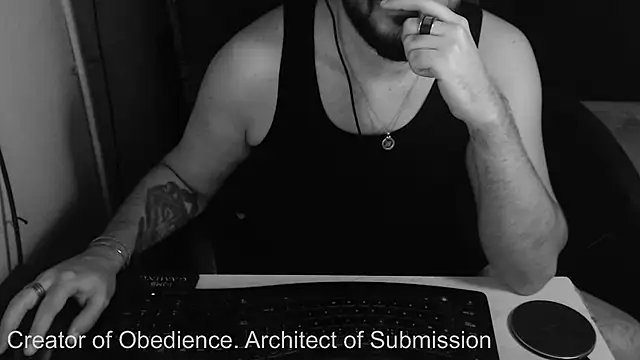 Snapshot of Lord_MasterX chatting on September 19, 2025, 10:25 pm Lord MasterX online show from September 19, 2025, 10:25 pm