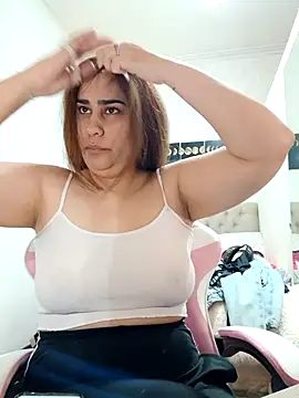 Snapshot of Nahiarabiel chatting on October 26, 2025, 5:13 pm Nahiarabiel online show from October 26, 2025, 5:13 pm