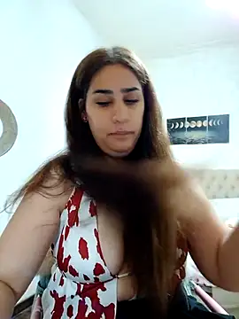 Snapshot of Nahiarabiel chatting on October 6, 2025, 7:03 pm Nahiarabiel online show from October 6, 2025, 7:03 pm