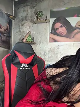 Snapshot of innocenttemplegirl chatting on February 11, 2026, 11:04 pm innocenttemplegirl online show from February 11, 2026, 11:04 pm