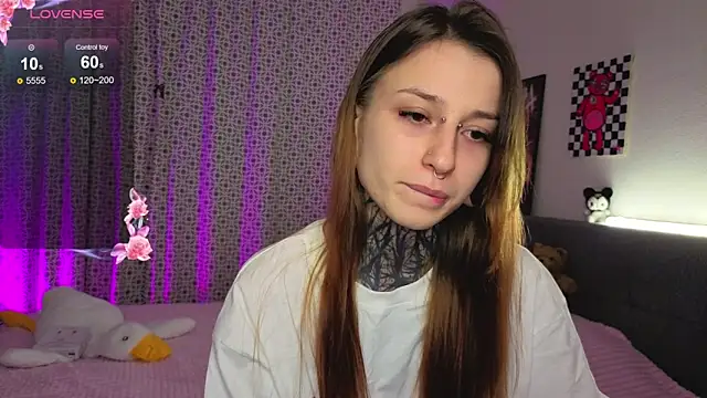 LilithPoison online show from October 18, 2025, 6:54 pm