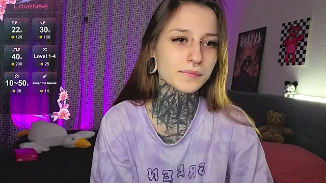 LilithPoison online show from October 8, 2025, 6:08 pm