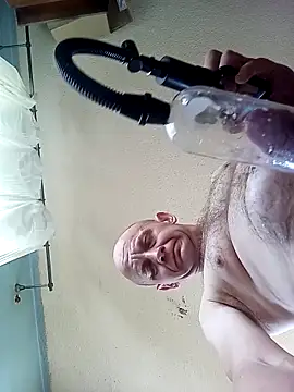 Jarektchurzewski online show from May 10, 2026, 1:57 pm
