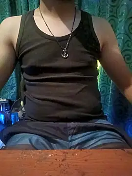 HOMBRE OSCURO online show from September 14, 2025, 6:47 am