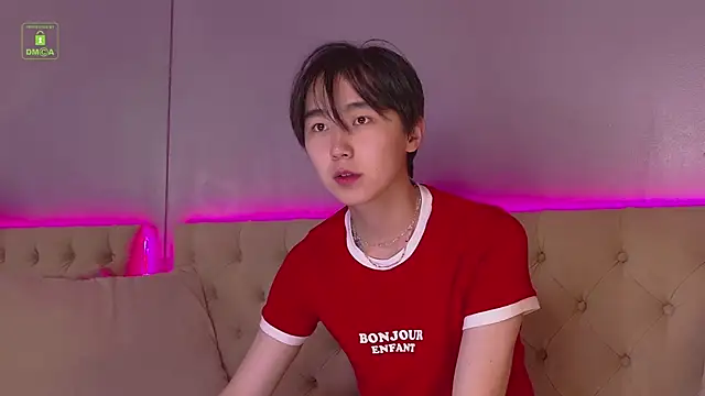 Snapshot of HeejinWang chatting on September 24, 2025, 8:15 pm HeejinWang online show from September 24, 2025, 8:15 pm