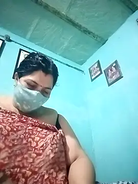 Snapshot of Love-890 chatting on October 3, 2025, 8:49 am Love-890 online show from October 3, 2025, 8:49 am