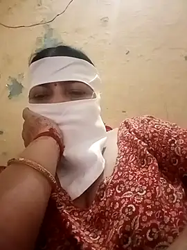 Snapshot of Love-890 chatting on October 15, 2025, 11:18 am Love-890 online show from October 15, 2025, 11:18 am