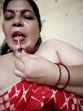 Snapshot of Love-890 chatting on October 4, 2025, 4:41 pm Love-890 online show from October 4, 2025, 4:41 pm