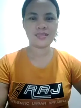 Snapshot of sweet_bella16 chatting on October 15, 2025, 8:06 pm sweet bella16 online show from October 15, 2025, 8:06 pm