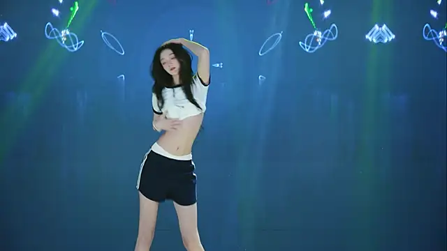 Snapshot of SoHo__club chatting on October 3, 2025, 12:47 am SoHo  club online show from October 3, 2025, 12:47 am